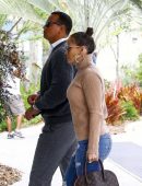 Jennifer Lopez Booty in Jeans Arriving at a Medical Office in Miami
