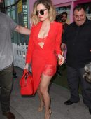 Khloe Kardashian Leaving a Studio in Los Angeles