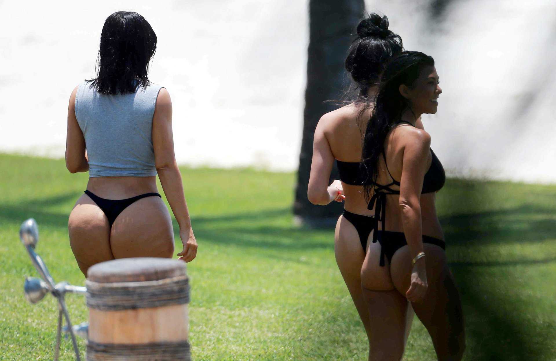 Kim-Kardashian-and-Kourtney-Kardashian-818