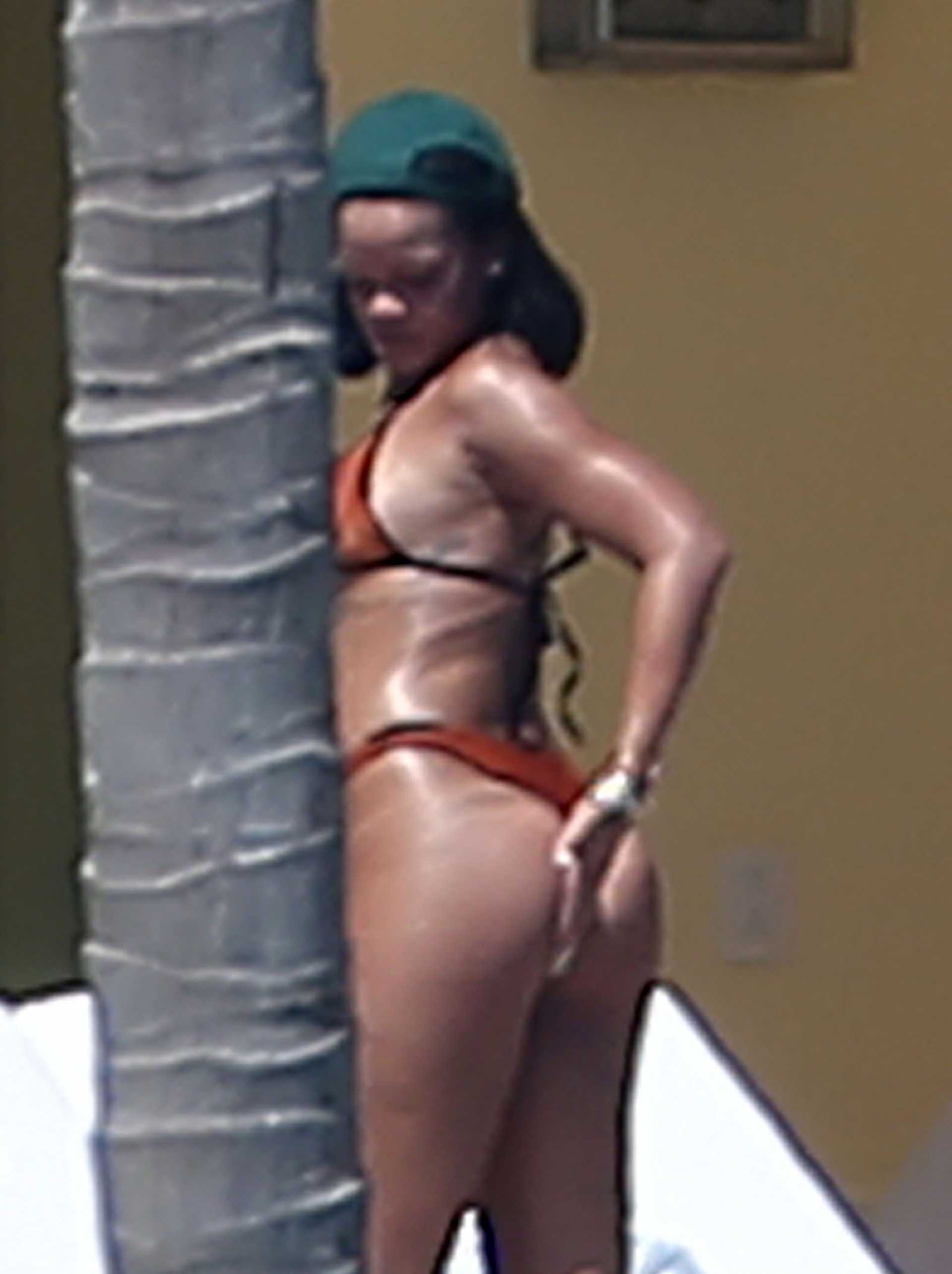 Rihanna in Bikini in Puerto Vallarta, Mexico