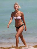 Selena-Weber-in-Bikini-3