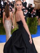 Candice Swanepoel – 2017 Supermodel stuns on Met Gala