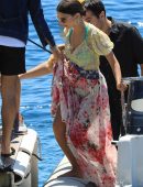 Emily Ratajkowski Arriving at Hotel du Cap Eden Roc, Cannes