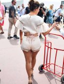Eva-Longoria-Leggy-in-Shorts-554