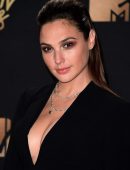 Gal Gadot - 2017 MTV Movie And TV Awards in Los Angeles