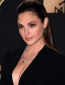Gal Gadot - 2017 MTV Movie And TV Awards in Los Angeles