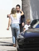 Hilary Duff with ex-husband Mike Comrie out for Lunch in Studio City
