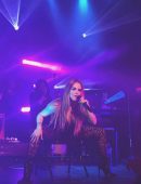 Joanna Jojo Levesque Performing Onstage at Mad Love Tour