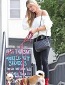 Joanna Krupa Booty, Picking up her Dogs from Sam's Green Paw in Studio City