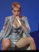Katy-Perry-Upskirt-Performing-at-Radio-1s-Big-Weekend-6