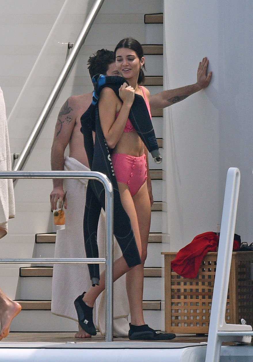 Kendall-Jenner-in-Bikini-in-Cannes-621