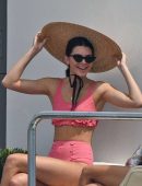 Kendall-Jenner-in-Bikini-in-Cannes-630