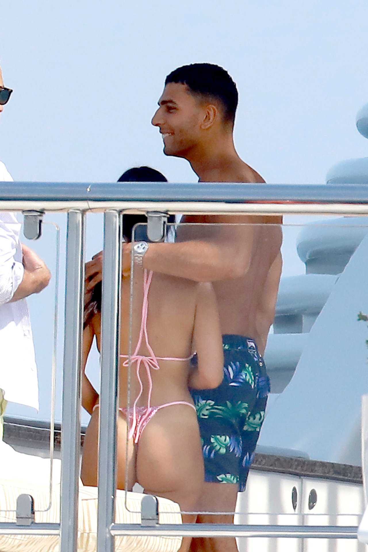 Kourtney-Kardashian-714