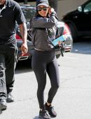 Kourtney Kardashian Booty in Tights Leaving an Art Class in Los Angeles