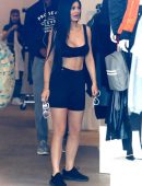 Kylie-Jenner-Candids-in-West-Hollywood-401