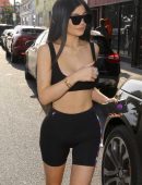 Kylie-Jenner-Candids-in-West-Hollywood-409