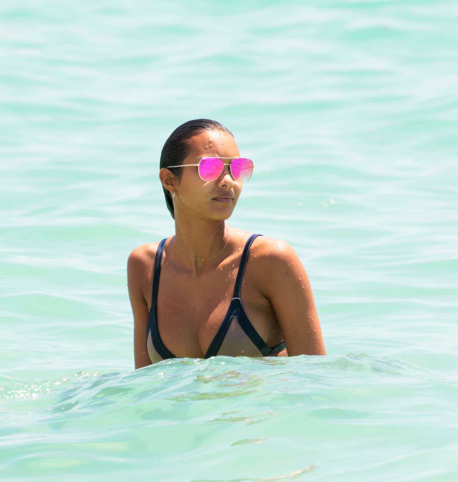 Lais-Ribeiro-808