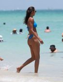 Lais-Ribeiro-in-Bikini-822