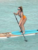 Lauryn-Goodman-Booty-in-Swimsuit-12