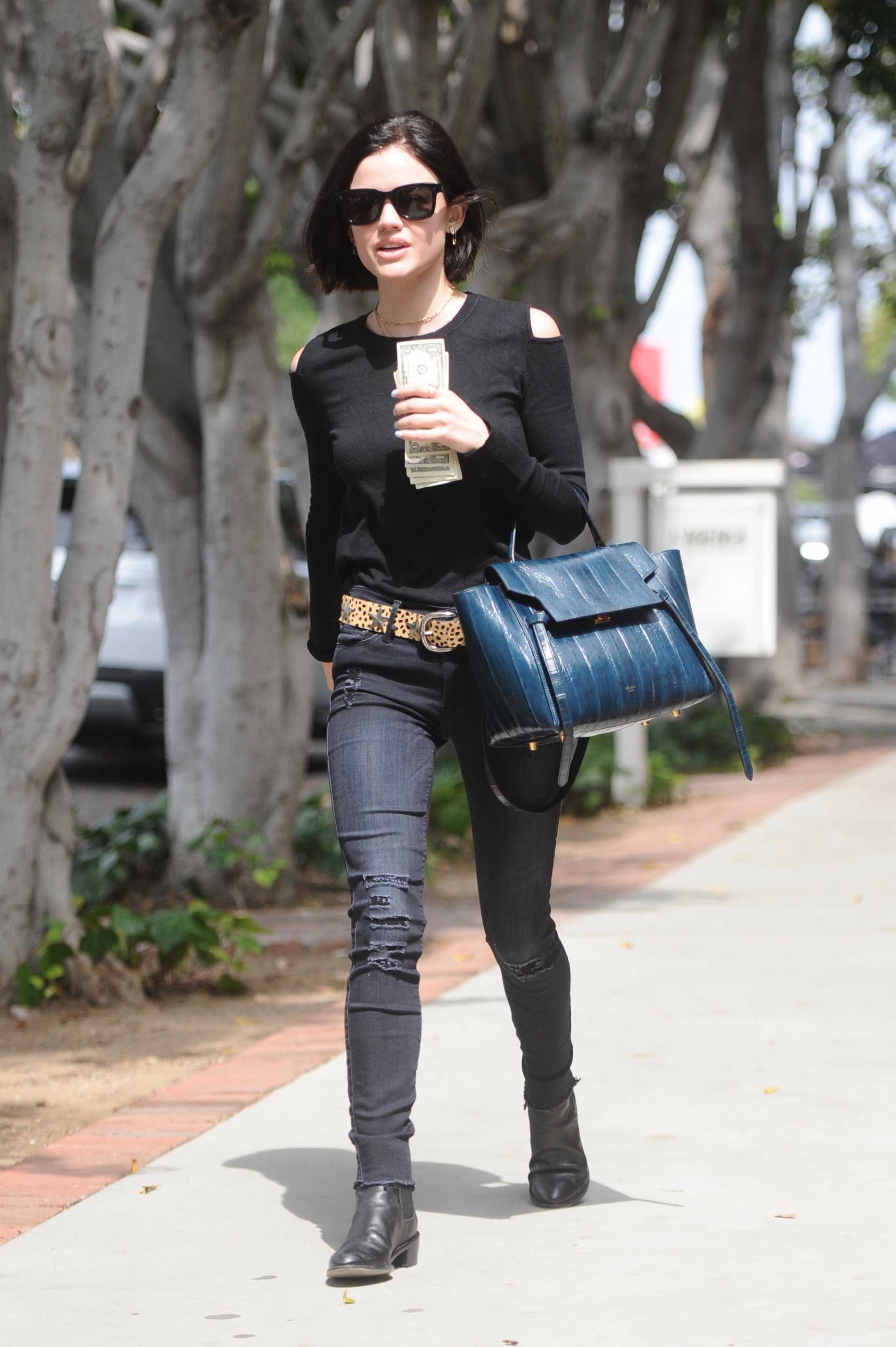 Lucy-Hale-110
