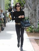 Lucy-Hale-112