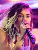 Miley-Cyrus-102