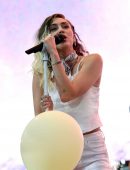 Miley-Cyrus-102