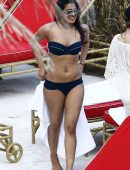 Priyanka Chopra in Bikini at her Hotel Pool in Miami