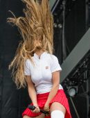 Rita-Ora-at-BBC-Radio-1-Big-Weekend-12