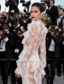 Sara-Sampaio-at-the-Premiere-of-The-Killing-of-a-Sacred-Deer-9