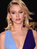Zara Larsson - 2017 MTV Movie And TV Awards in Los Angeles