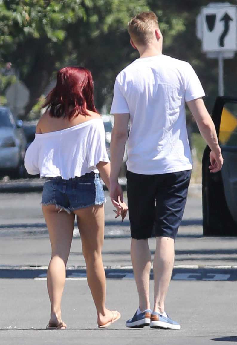 Ariel-Winter-606