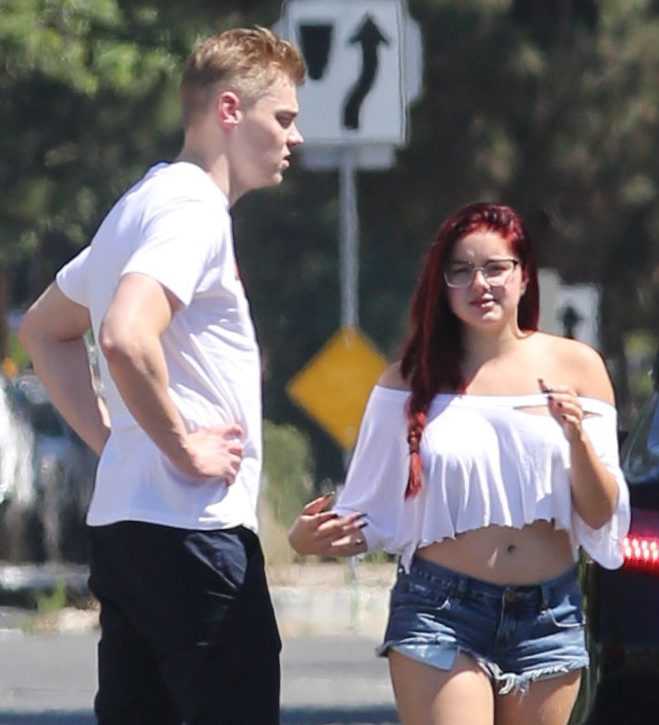 Ariel-Winter-608