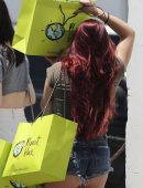 Ariel Winter Booty Shopping in Beverly Hills