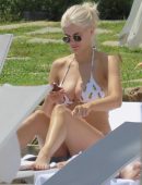 Ashley-James-Bikini-Candids-in-Marabella-13