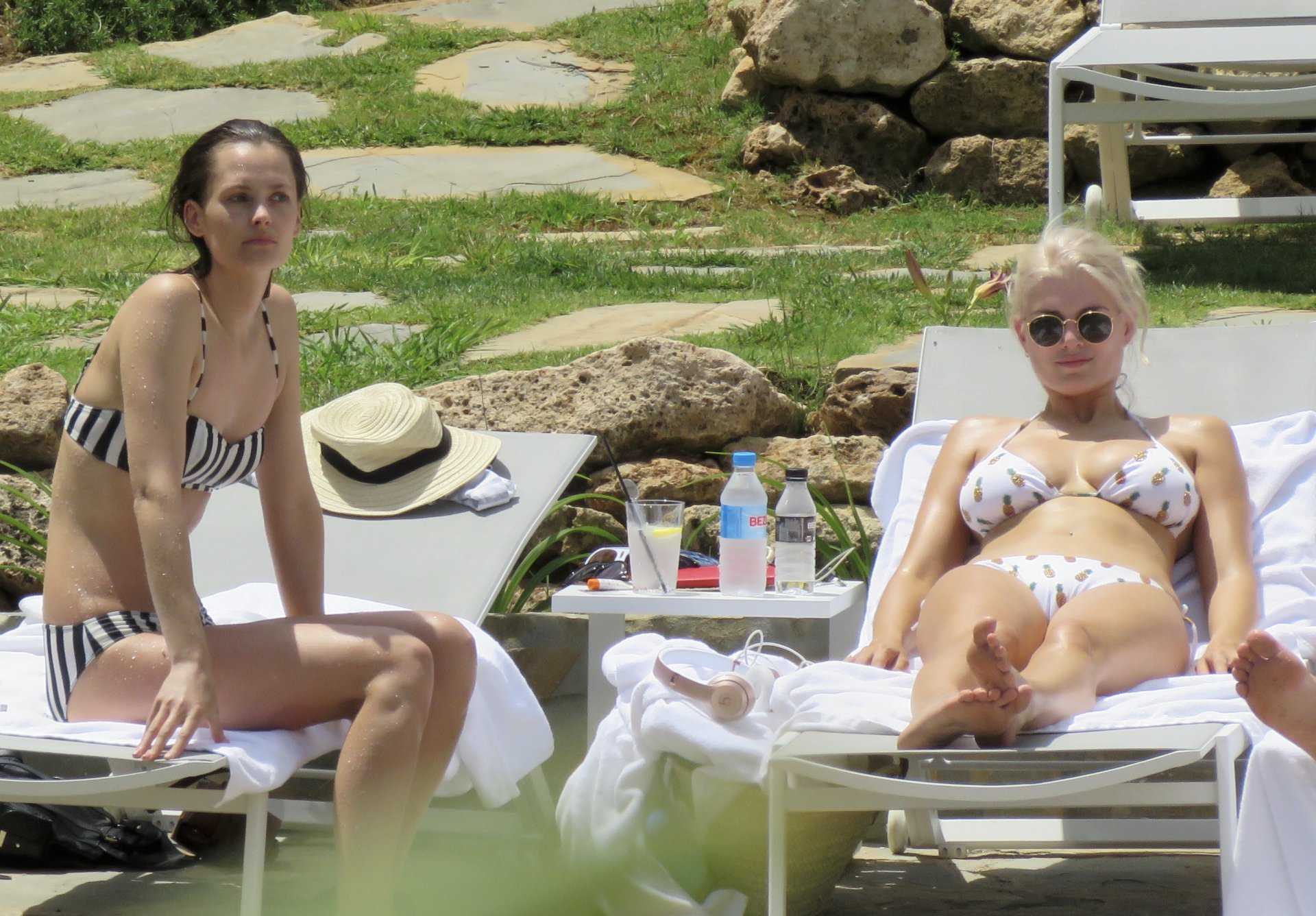 Ashley-James-Bikini-Candids-in-Marabella-5