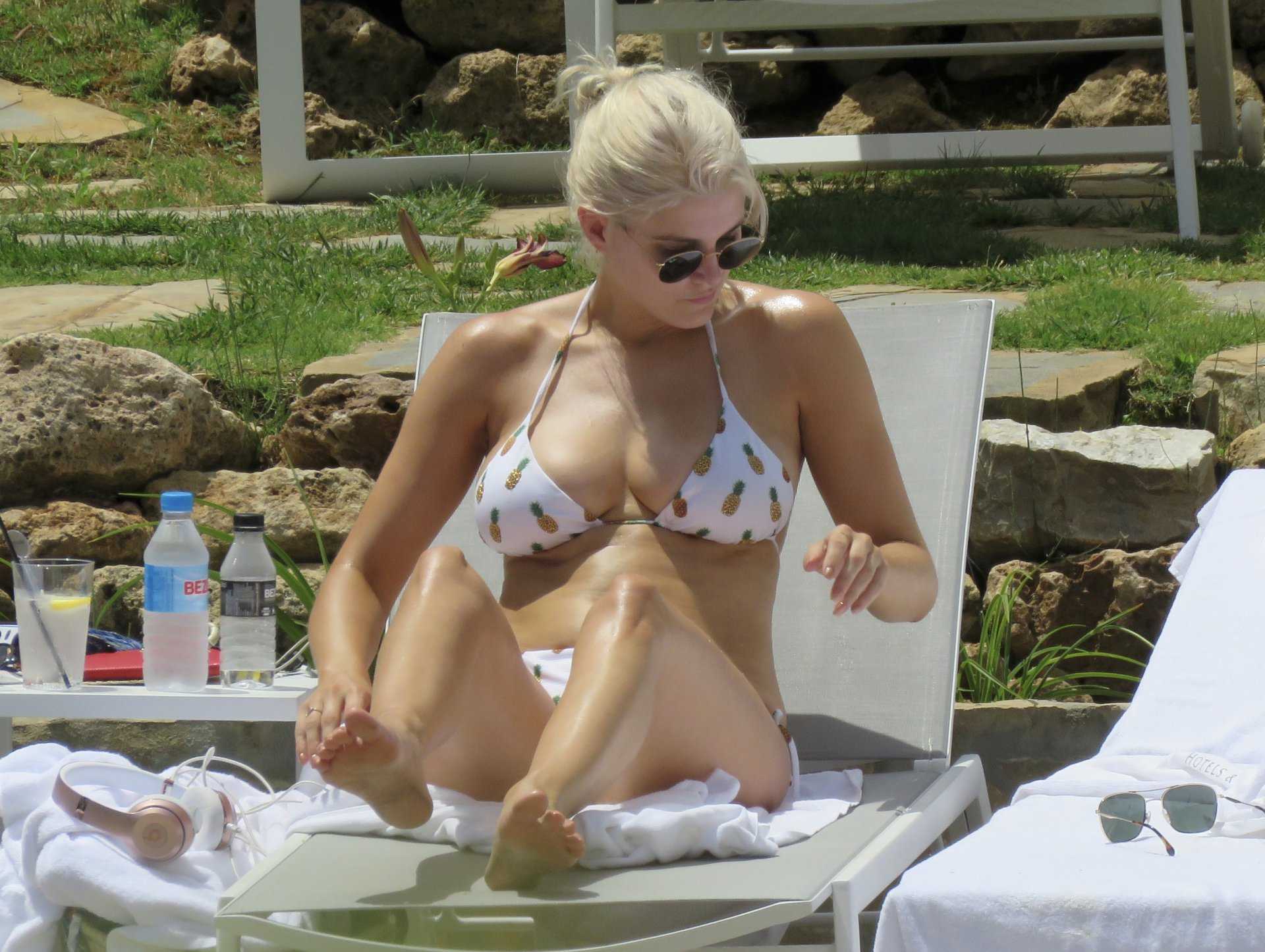 Ashley-James-Bikini-Candids-in-Marabella-6