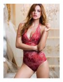 Barbara-Palvin-in-Boysbe-Magazine-15