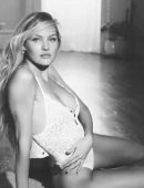Candice-Swanepoel-VSP-16