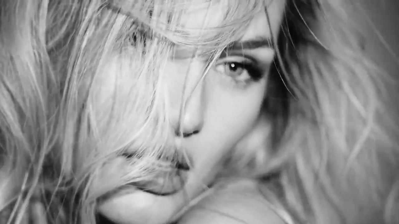 Candice-Swanepoel-VSP-7