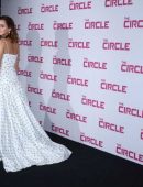 Emma-Watson-at-the-Premiere-of-The-Circle-in-Paris-12