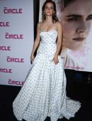 Emma-Watson-at-the-Premiere-of-The-Circle-in-Paris-7