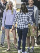 Eva Longoria Booty in Jeans and Anna Faris on the Set of 'Overboard' in Vancouver