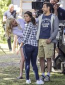Eva Longoria Booty in Jeans and Anna Faris on the Set of 'Overboard' in Vancouver