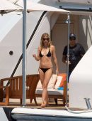 Gwyneth Paltrow Booty in Black Bikini on a Yacht in St Tropez