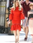 Hilary Duff On the Set of 'Younger' in NYC