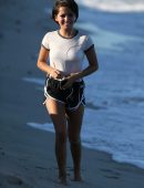 Isabela-Moner-in-Bikini-605