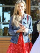 Joanna-Krupa-Outside-Soho-Beach-House-in-Malibu-3