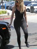 Khloe-Kardashian-Booty-654
