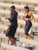 Kim-Kardashian-Booty-Working-Out-4